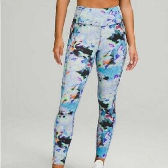 ISO Lululemon SeaWheeze 2021 Fast and Free 25” Tight Euphoria, size 6 - Picture 1 of 4